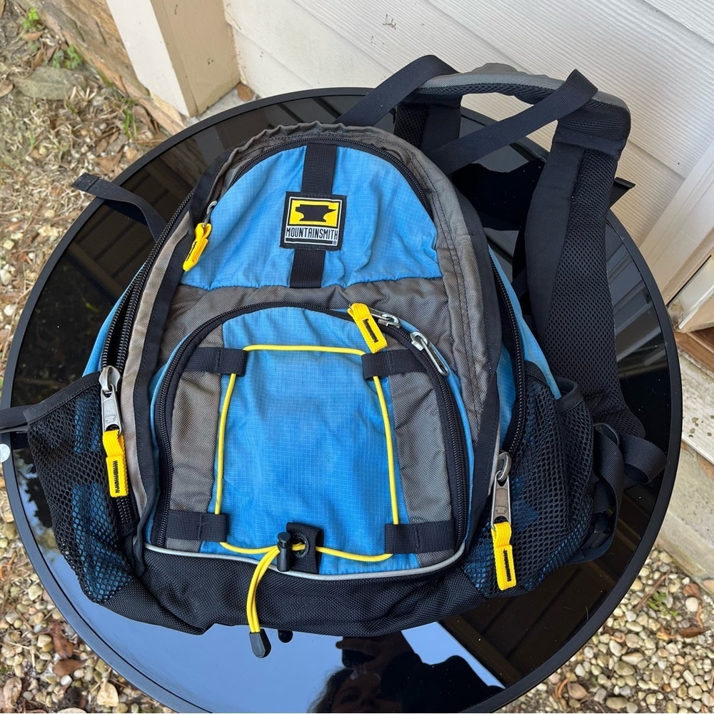 Mountainsmith Blue & Gray Daypack with Yellow Accents